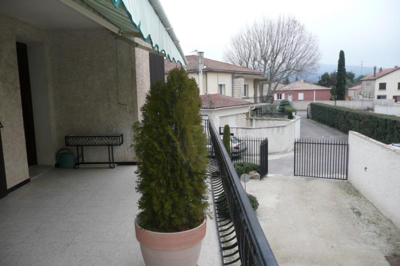appartement+ garage/  proche centre ville
