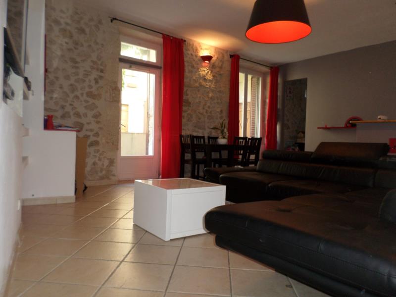 Appartement de ville PLAIN PIED en pierres en Luberon. Coup de coeur garanti !!
