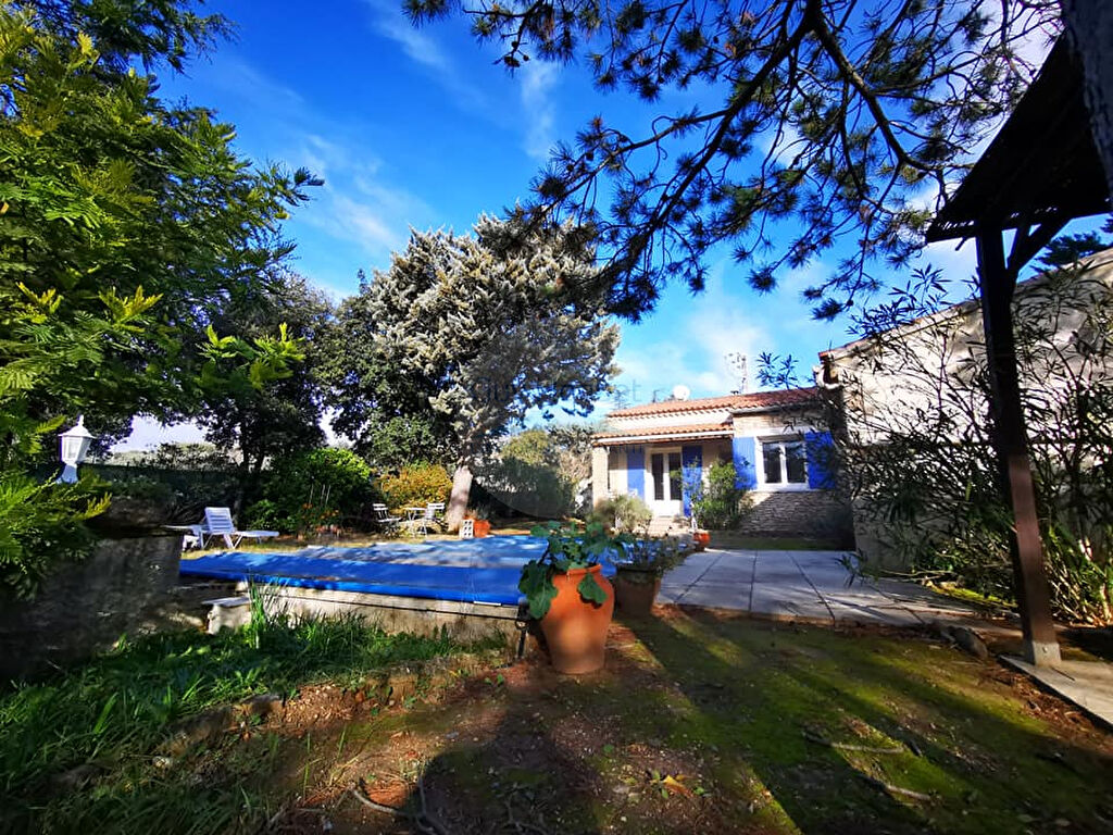 Vente d'une maison 4 pièces  à CABRIERES D'AVIGNON