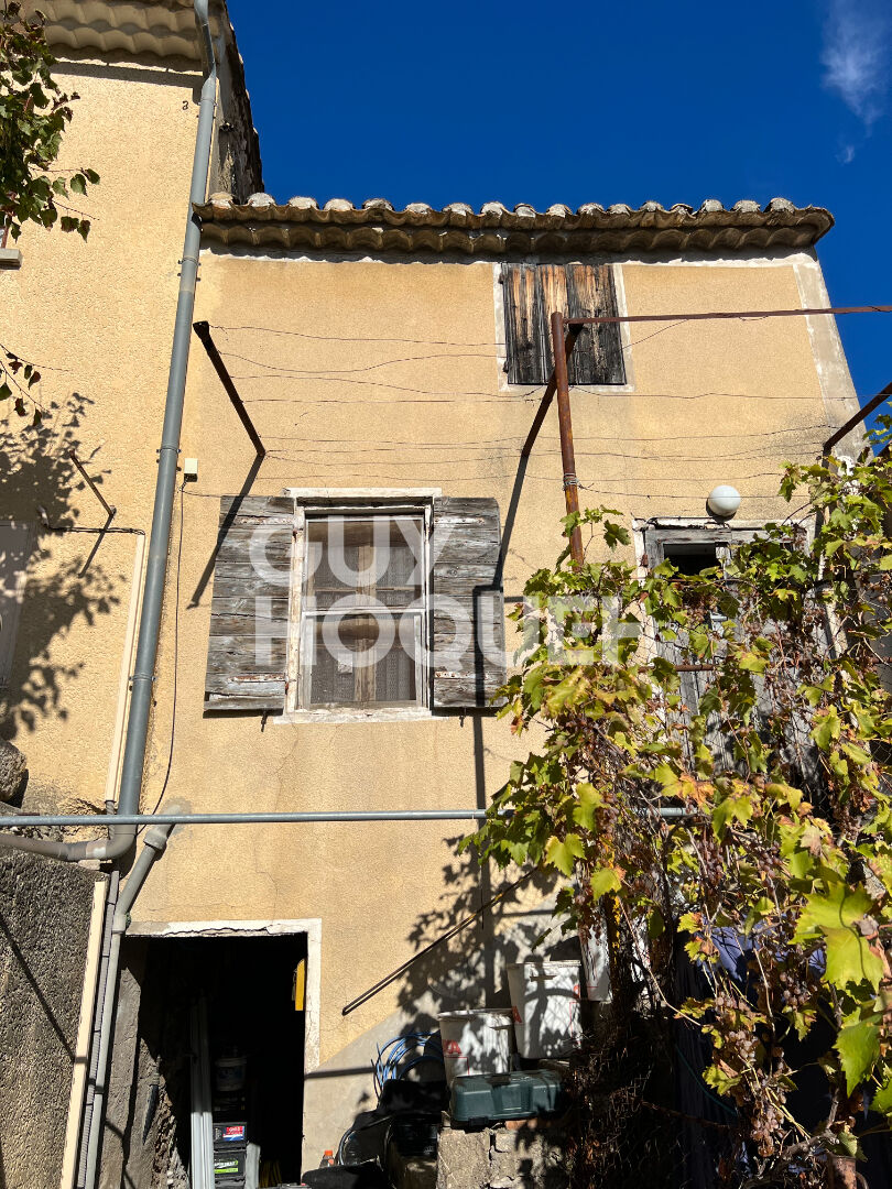 CAUMONT SUR DURANCE : ensemble immobilier et terrain à bâtir