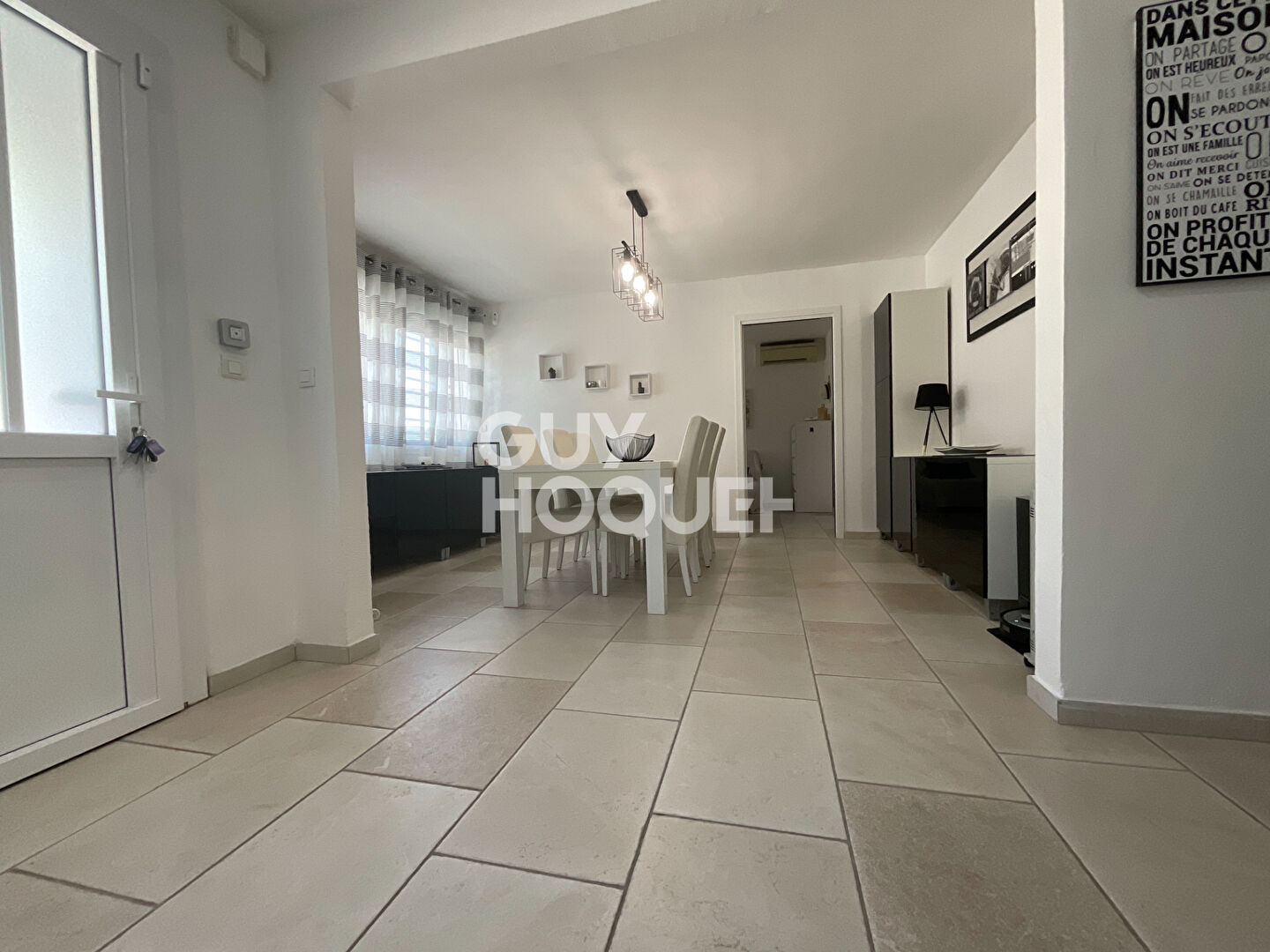 Maison plain pied à Velleron, Bel extérieur sans vis à vis ni nuisance !