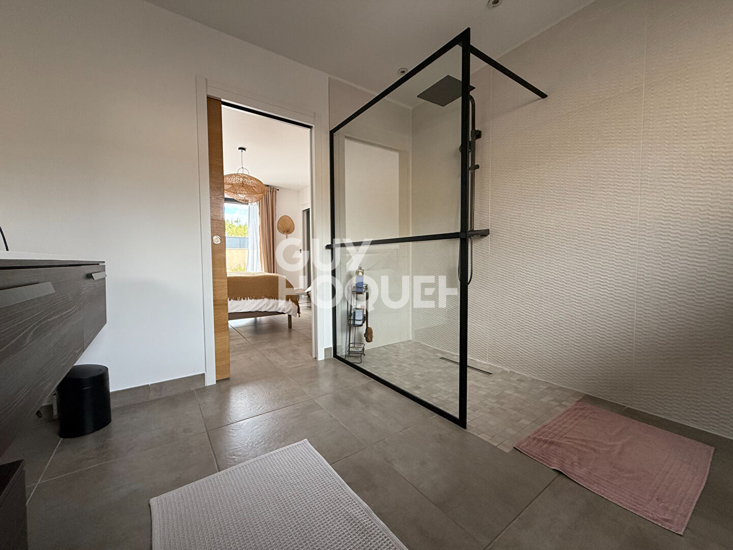 Maison rénovée 195m² à Châteauneuf-de-Gadagne (84470)