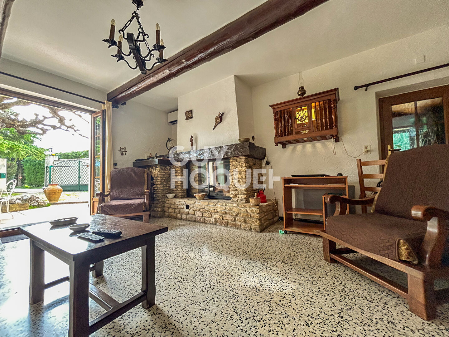 MAS 3 pièce(s) 84 m² ROBION sur plus de 300 m² de parcelle SANS NUISANCES !