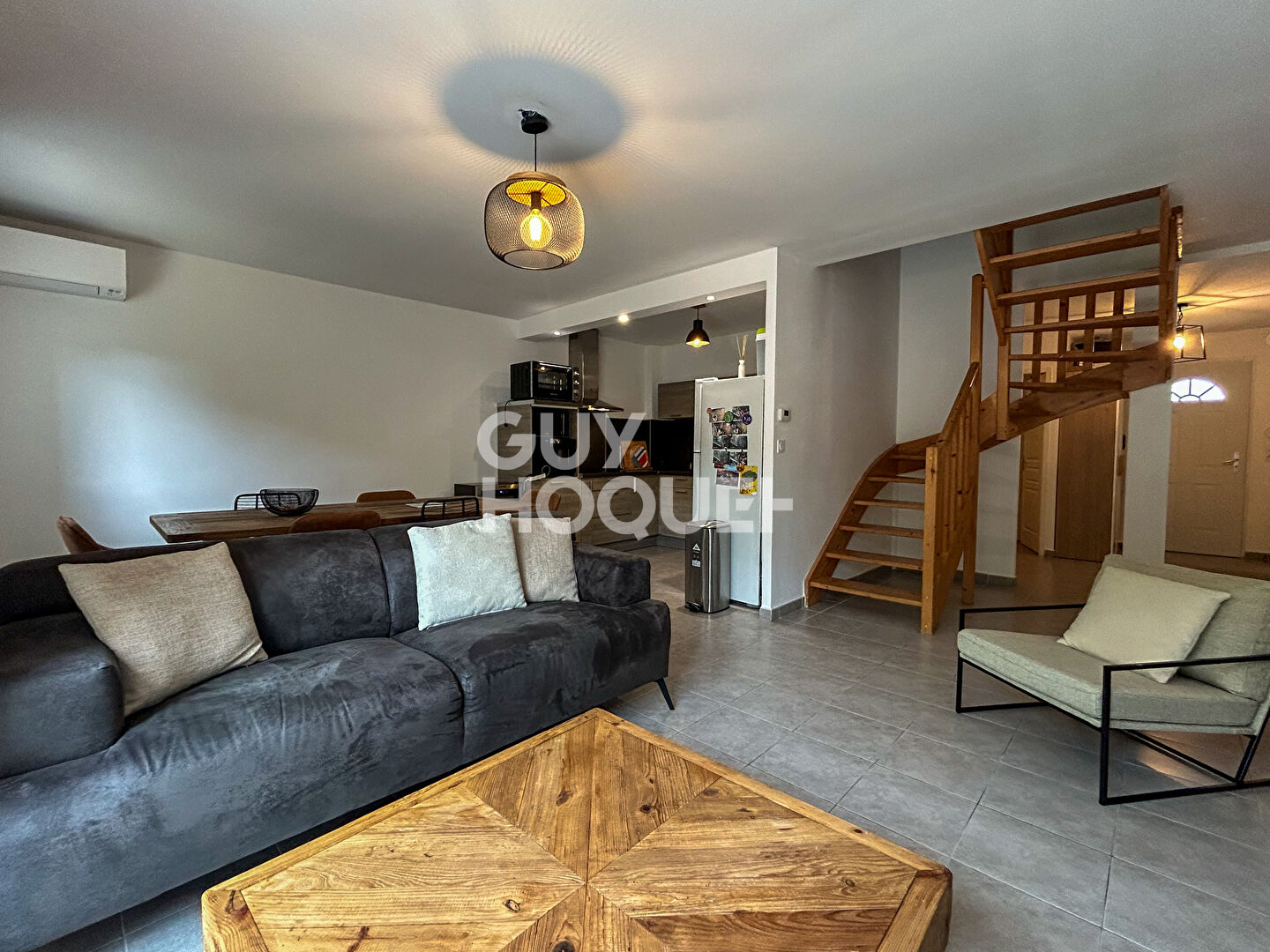 MAISON T4 CHAMBRE EN RDC JARDIN GARAGE PARKING