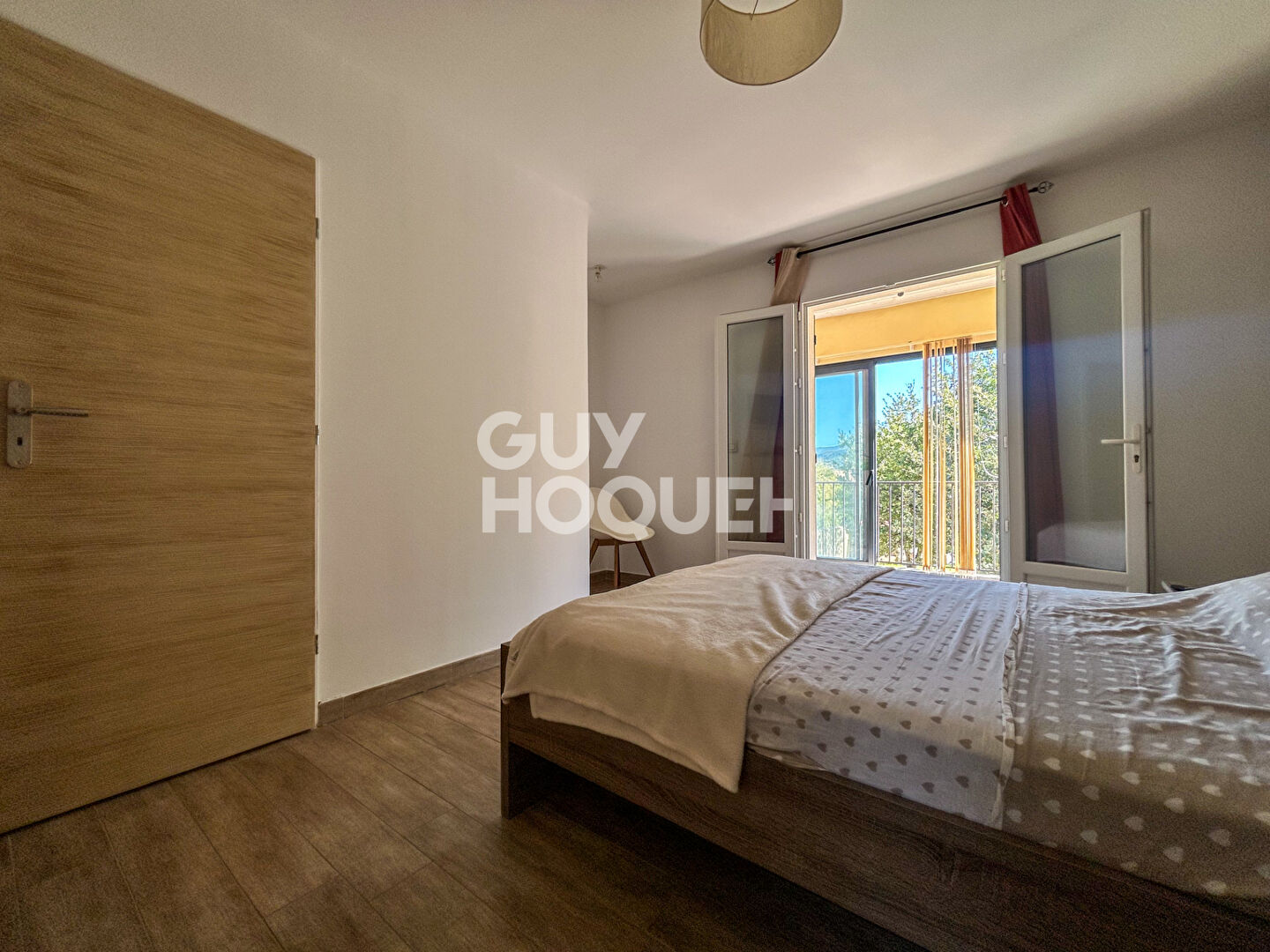 GARGAS : maison et garage sur 1100m²