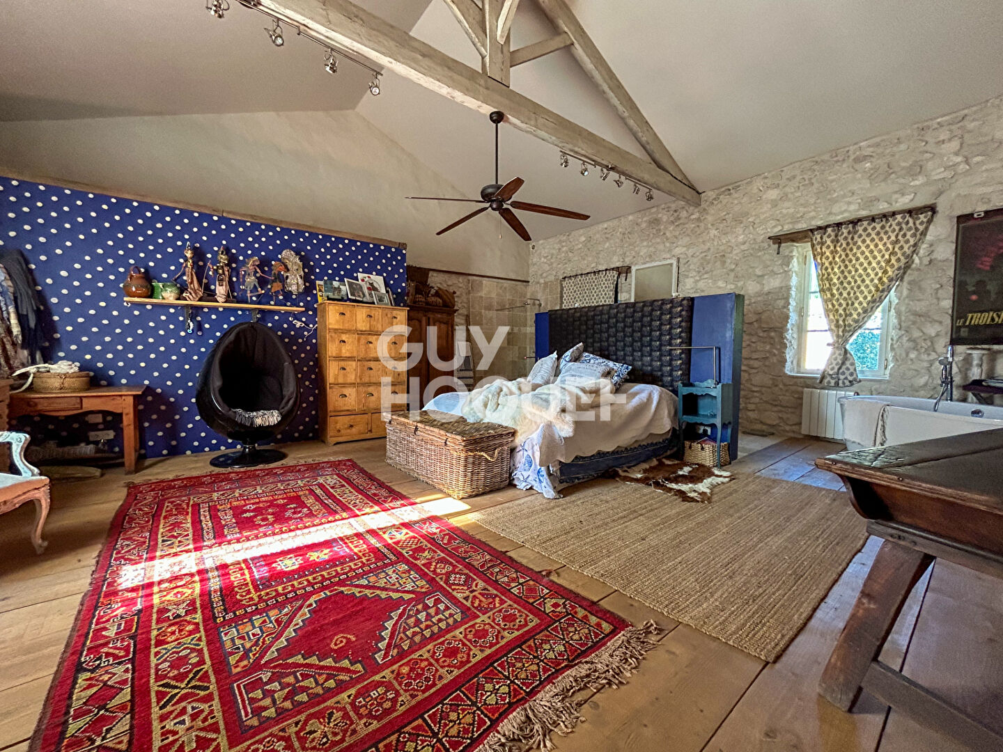 Mas BORD DE SORGUE Le Thor 5 pièces 240m² au calme