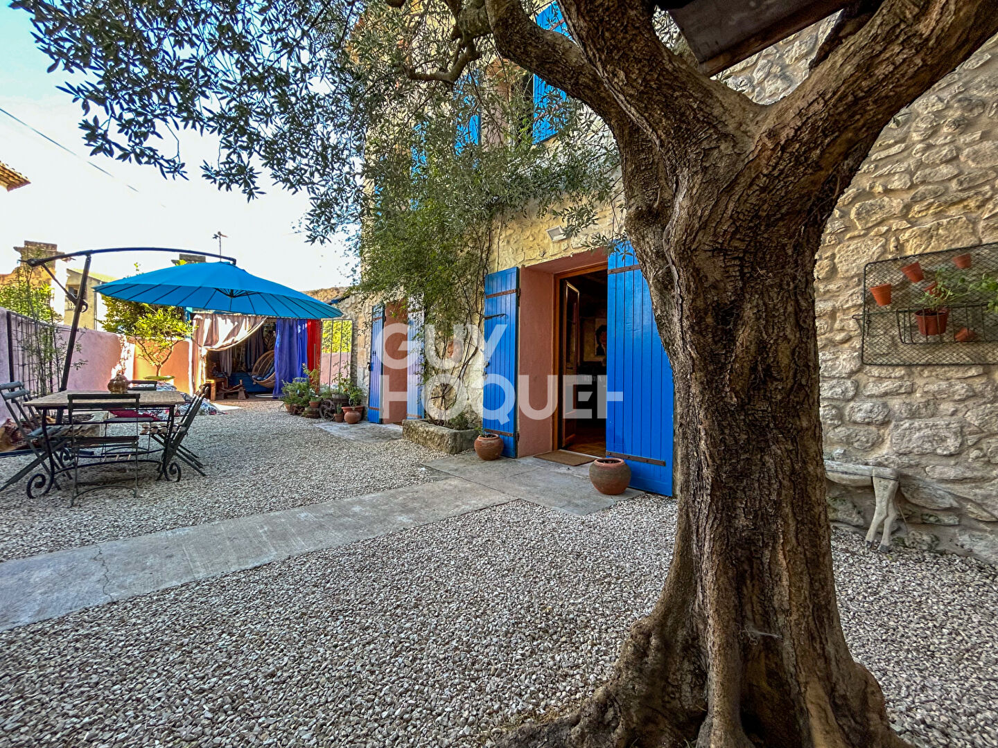 Mas BORD DE SORGUE Le Thor 5 pièces 240m² au calme