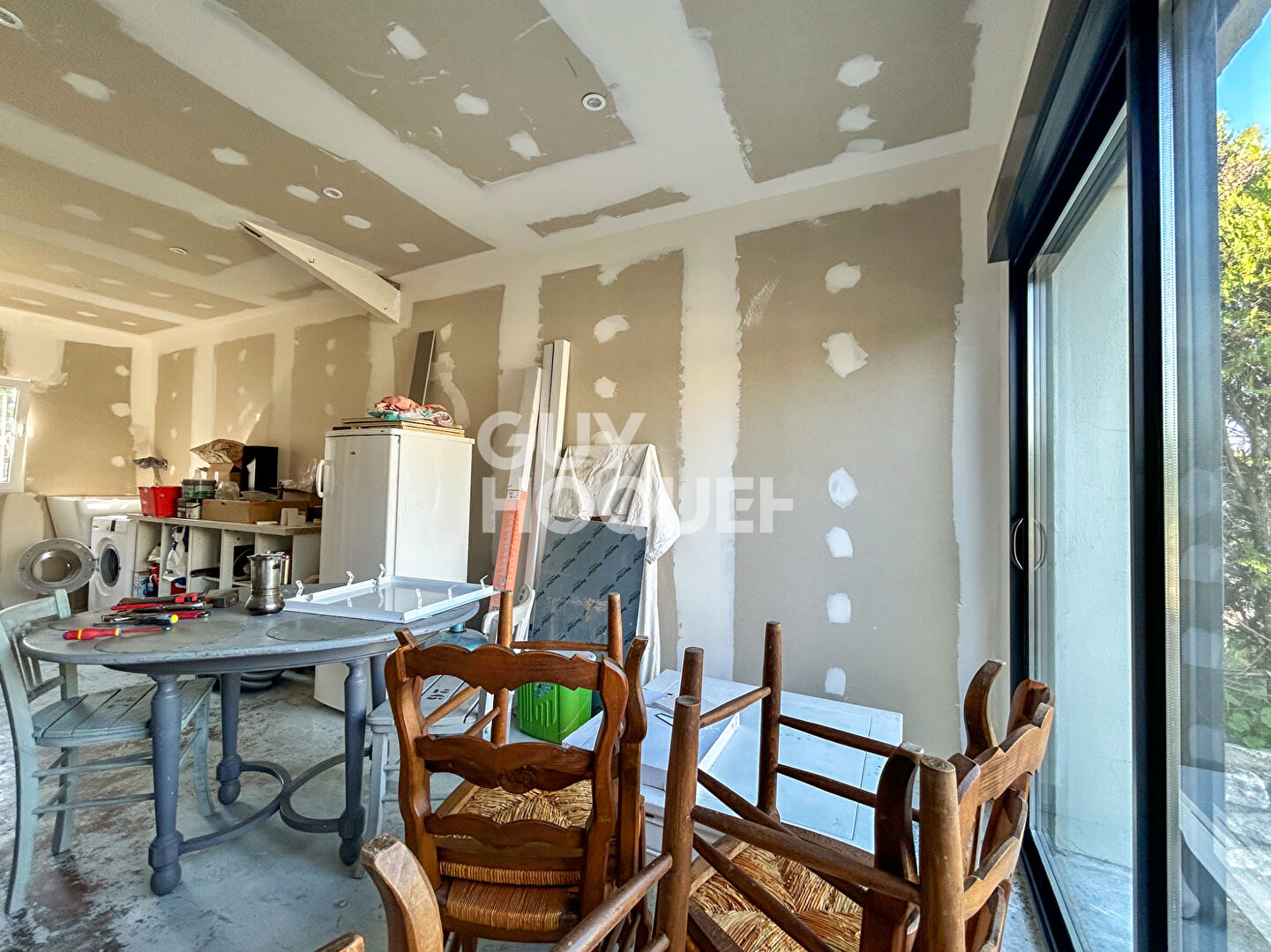 Maison de plain pied proche centre ville l'Isle sur la SOrgue