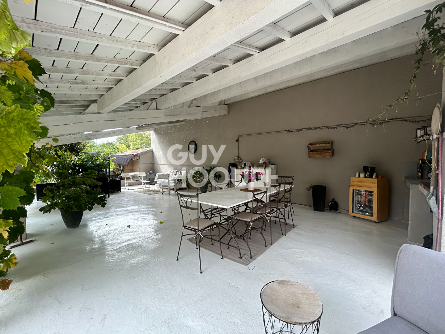 Propriété à fort potentiel - L'Isle-sur-la-Sorgue (Zone UDi)