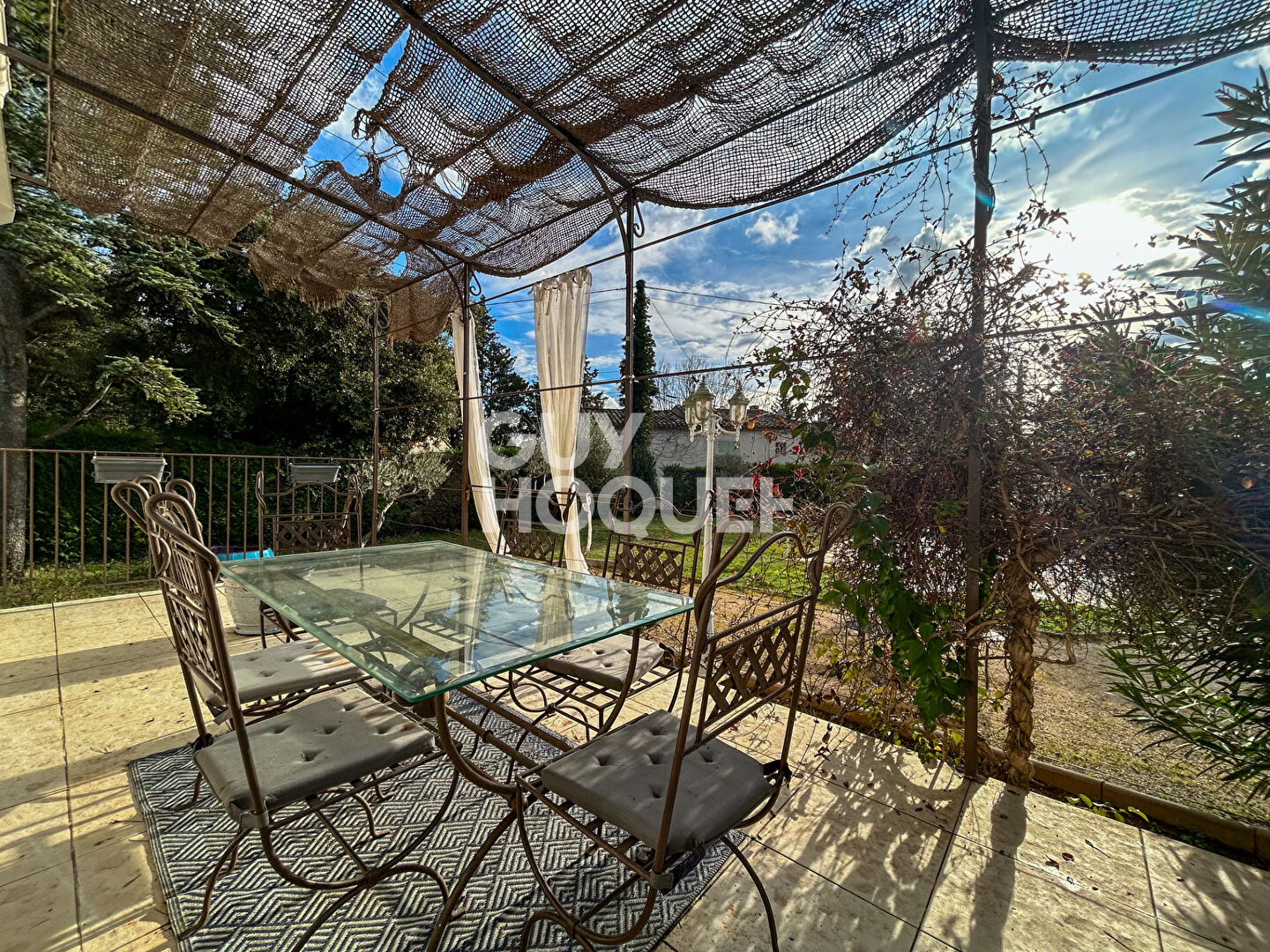 Propriété à fort potentiel - L'Isle-sur-la-Sorgue (Zone UDi)