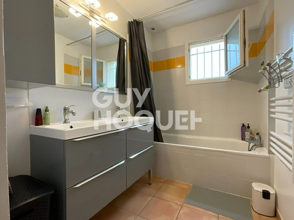 Maison  Type 5 à l'Isle-sur-la-Sorgue avec jardin et garage