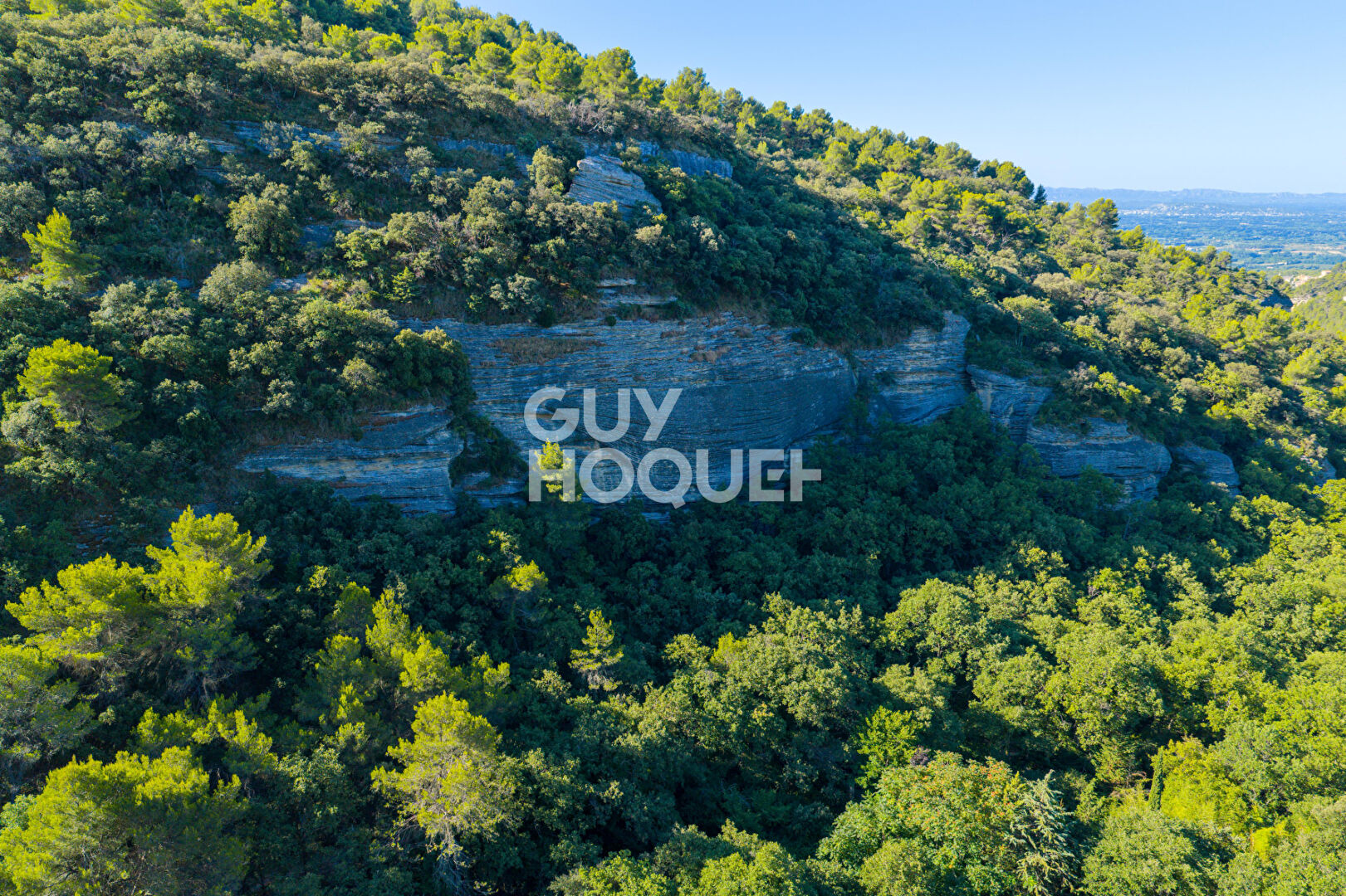 Mazet en pleine colline de Saumane-De-Vaucluse