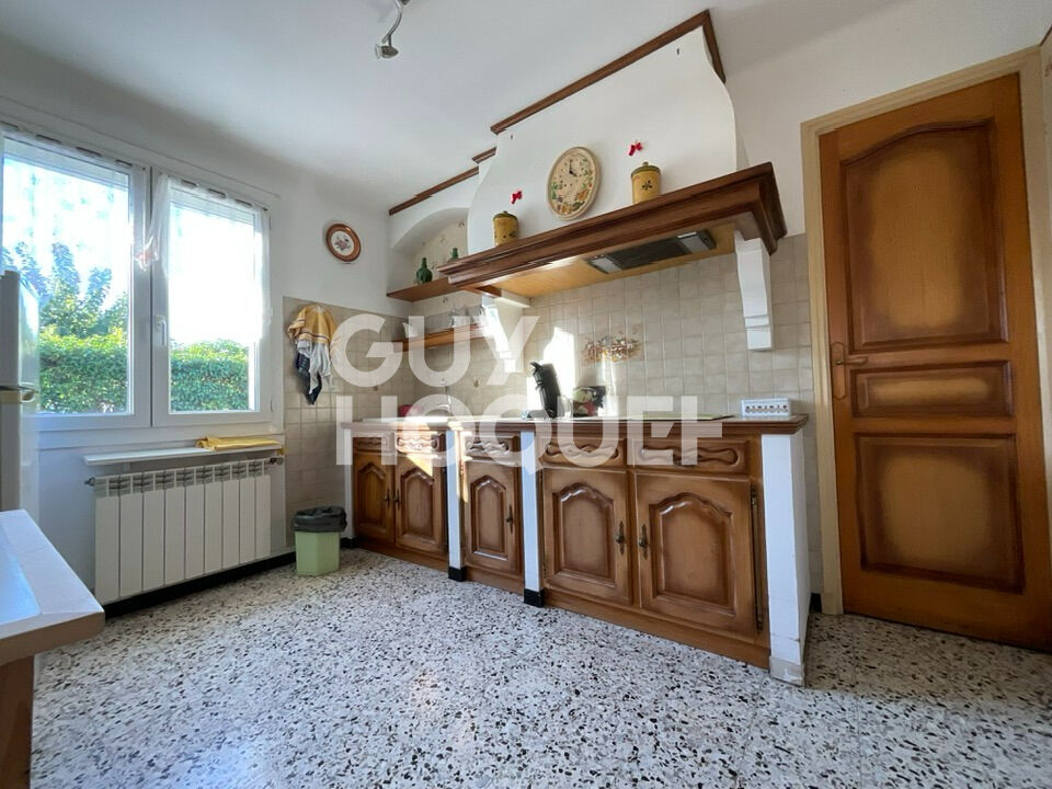 Charmante maison à vendre à L'Isle-sur-la-Sorgue au partage des eaux