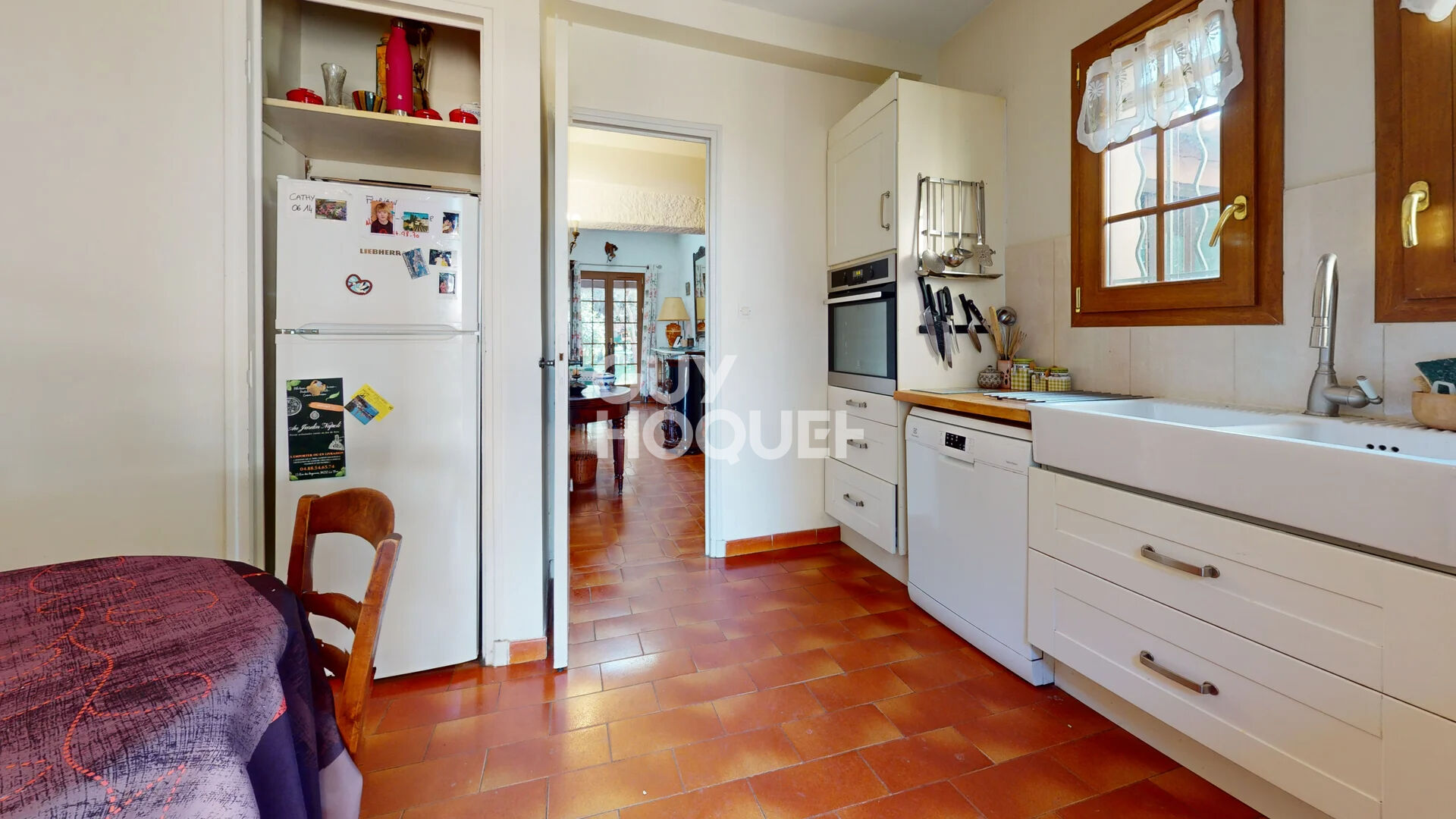 Maison spacieuse à vendre à Le Thor - 4 chambres  et grand jardin avec piscine !