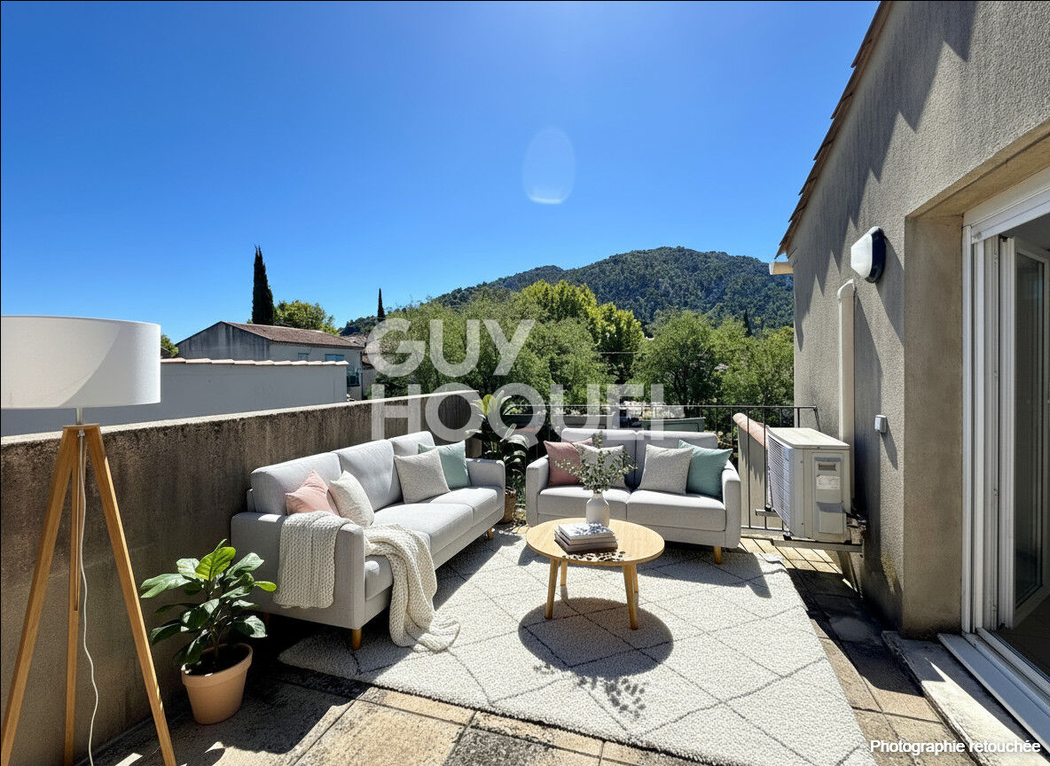 Appartement T3 avec terrasse place de parking et garage