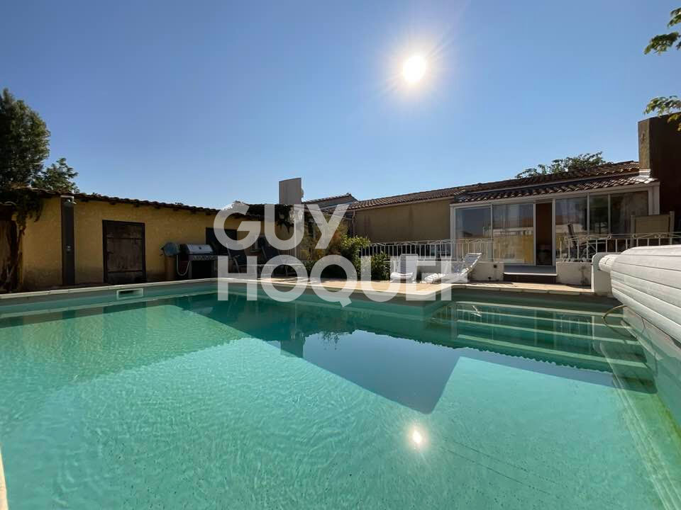 Maison type 4  de 149m² en carrez de plain pied avec piscine