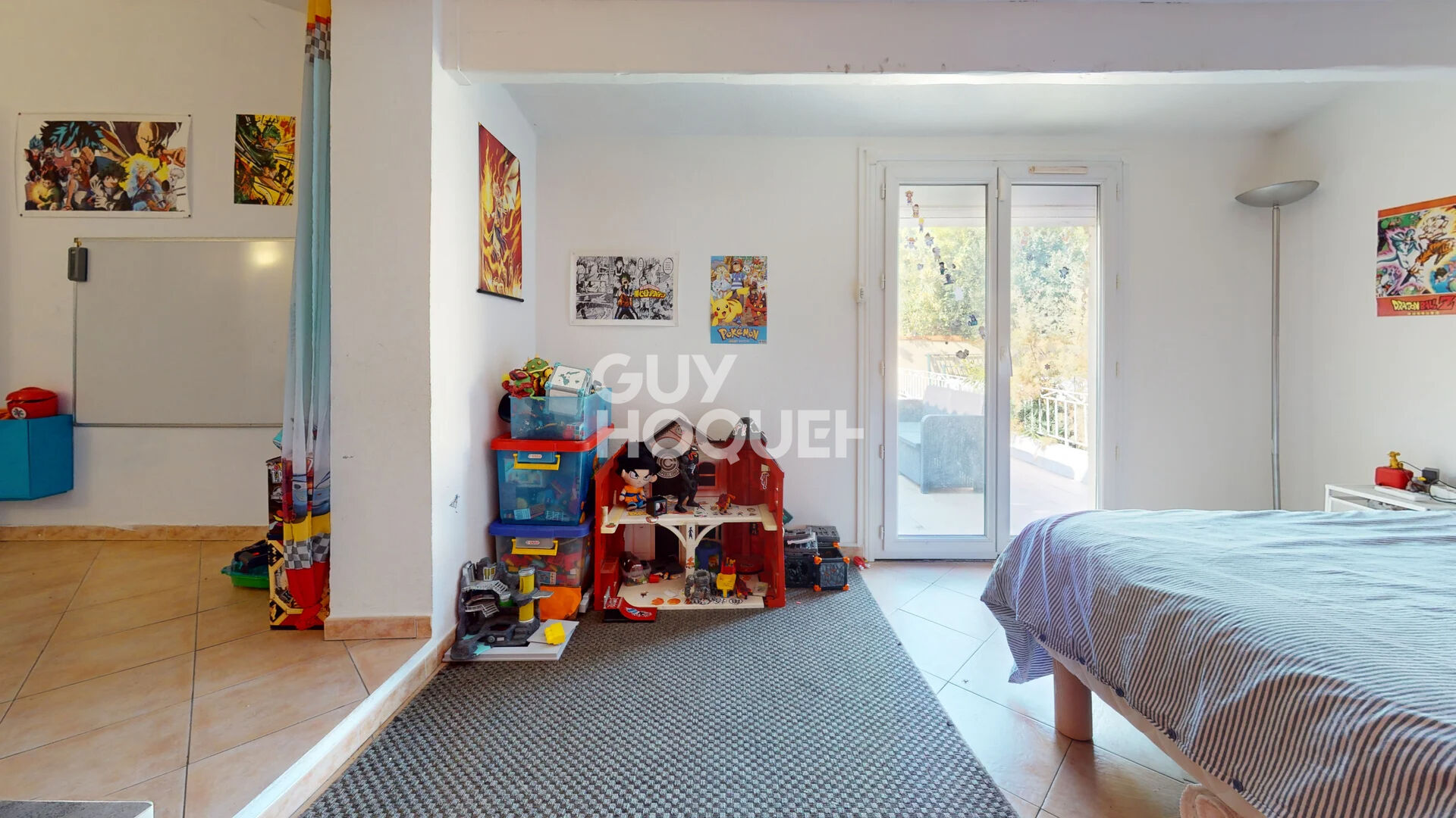 Maison type 4  de 149m² en carrez de plain pied avec piscine