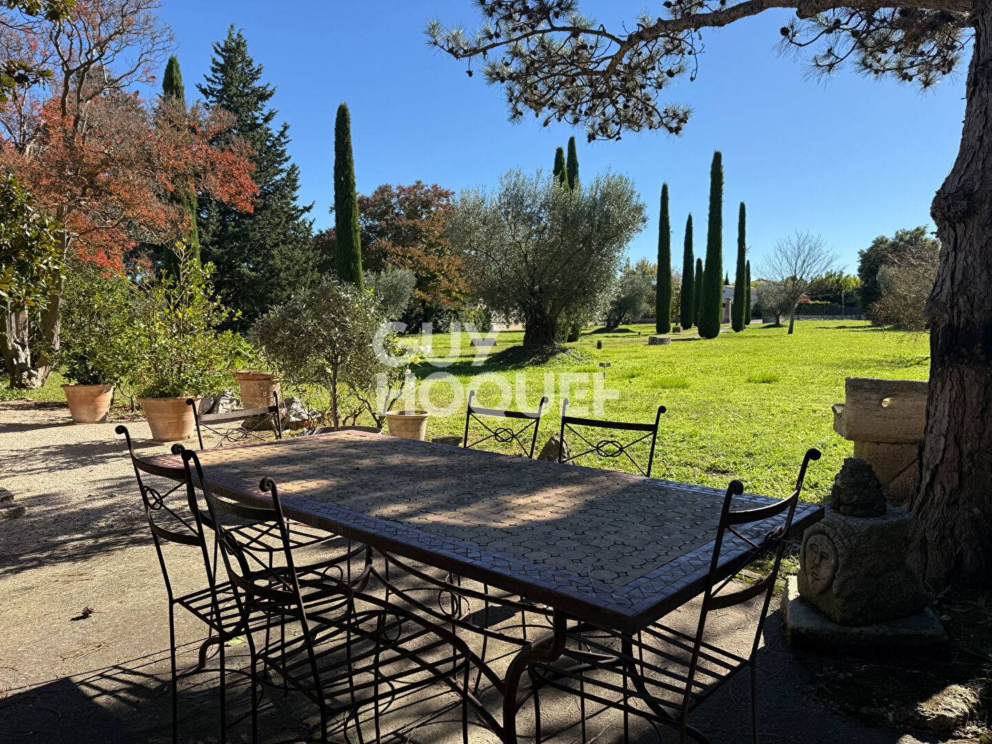 Maison bourgeoise Althen Des Paluds 20 pièces