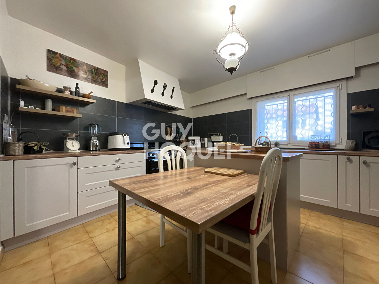 Charme et Prestige aux portes du centre d'Avignon