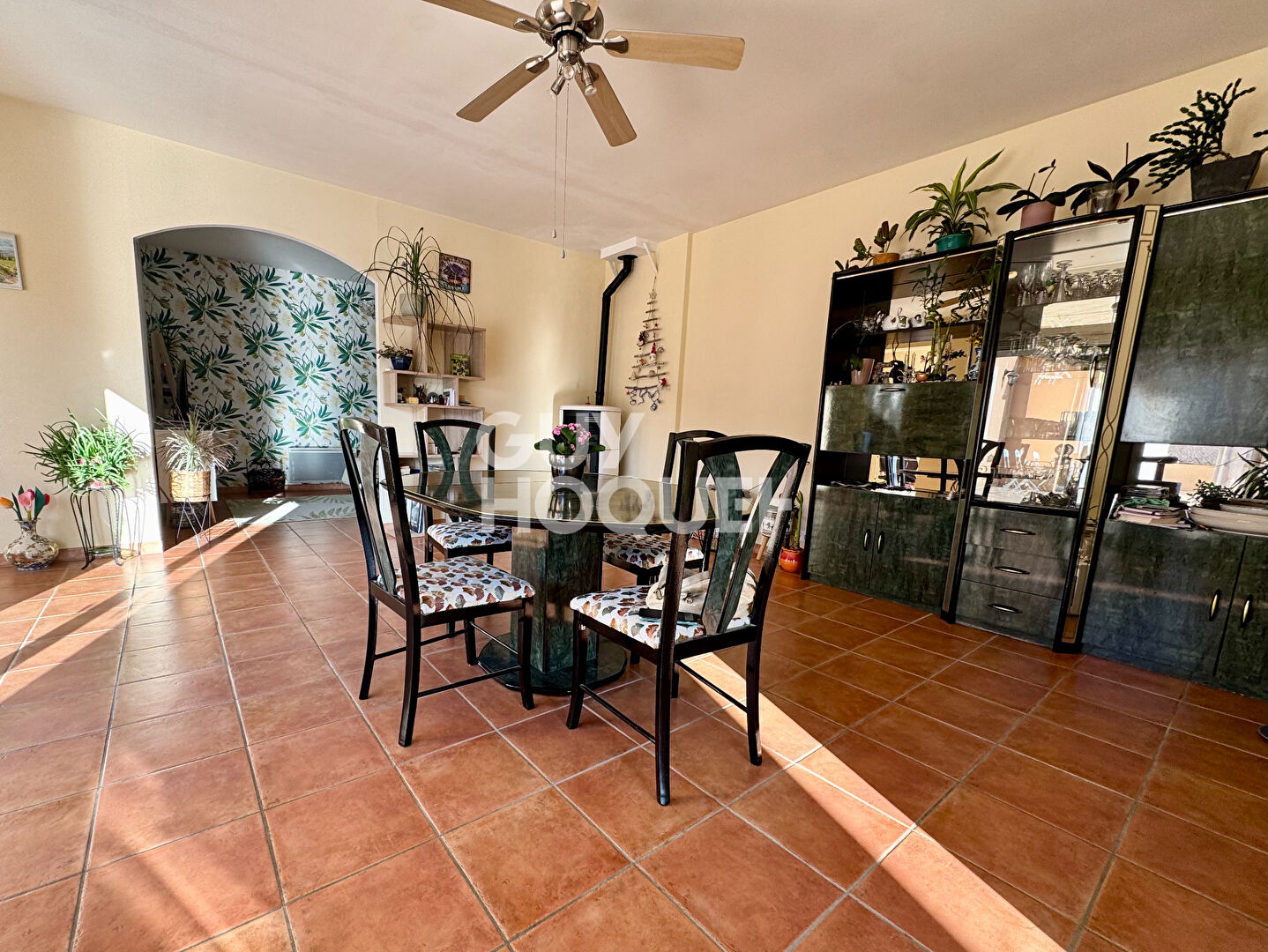 Maison Taillades 4 pièce(s) 147 m2