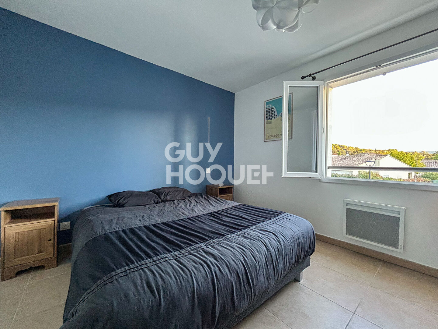 Appartement T3 Lagnes 72 m² lumineux TERRASSE 2 parkings local commun