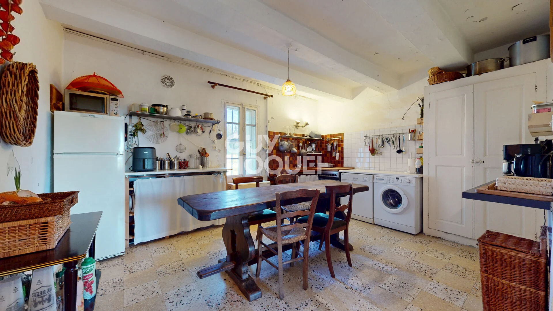 Propriété L'Isle-sur-la-Sorgue - Un potentiel à exploiter !