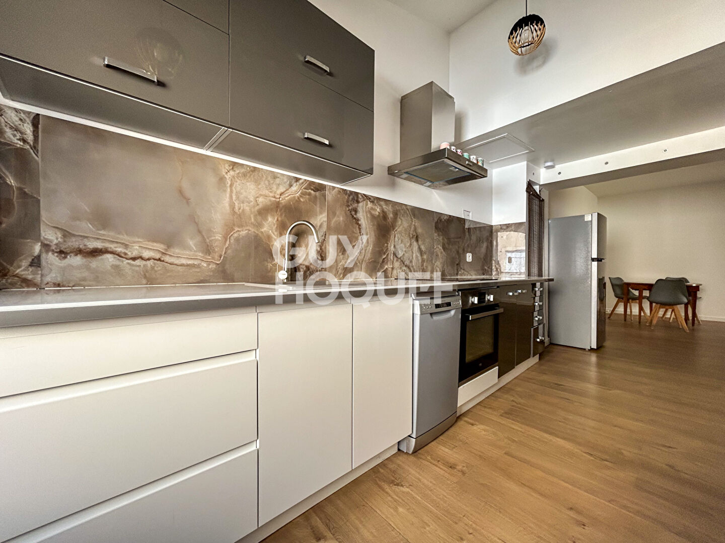 Appartement rénové de 61m² à L Isle Sur La Sorgue