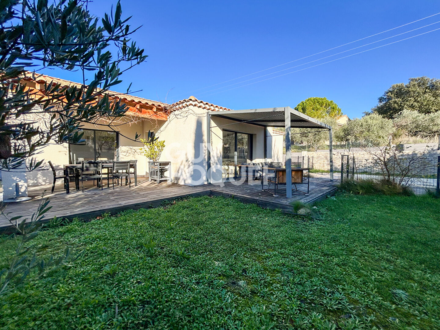 Maison Lagnes 4 pièce(s) 107 m2