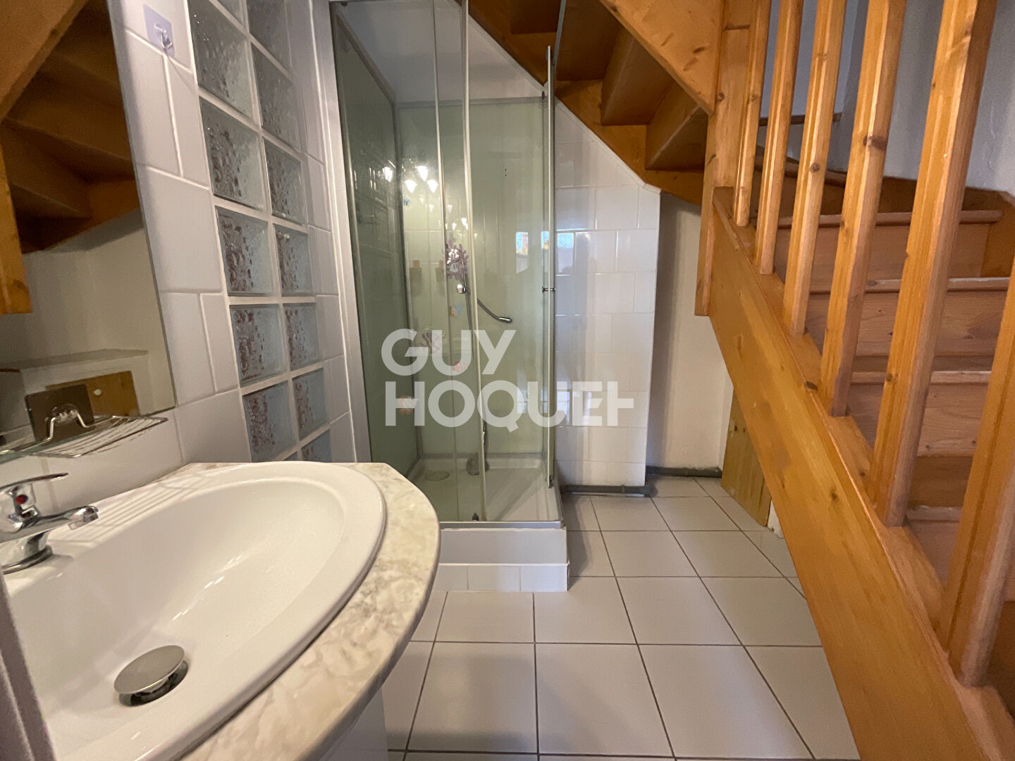 Appartement Carpentras 3 pièces 50 m² avec cave privative et Cour commune