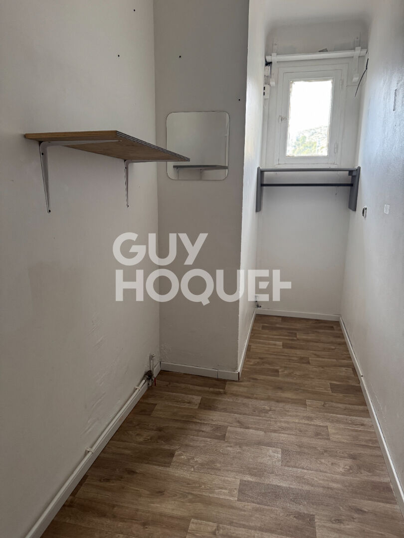 emplacement stratégique : Local commercial Cavaillon 131 m2