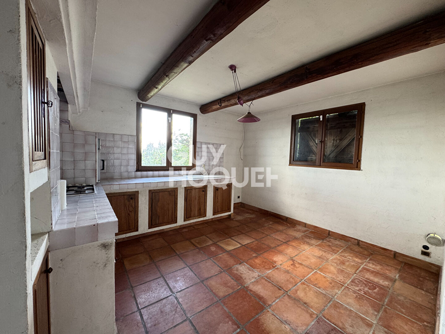 Maison ancienne à rénover avec grand terrain et piscine à Les Taillades