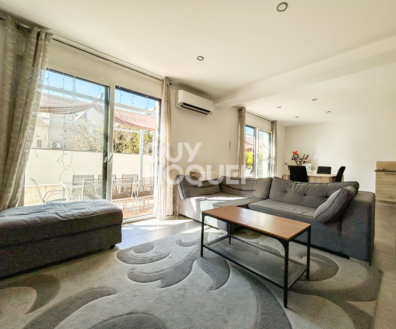 Maison familiale récente à 1 km du centre de L'Isle-sur-la-Sorgue