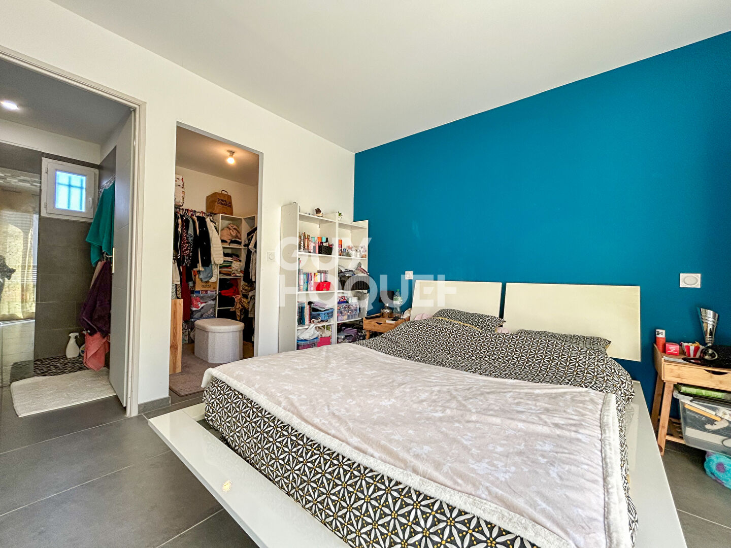 Maison familiale récente à 1 km du centre de L'Isle-sur-la-Sorgue