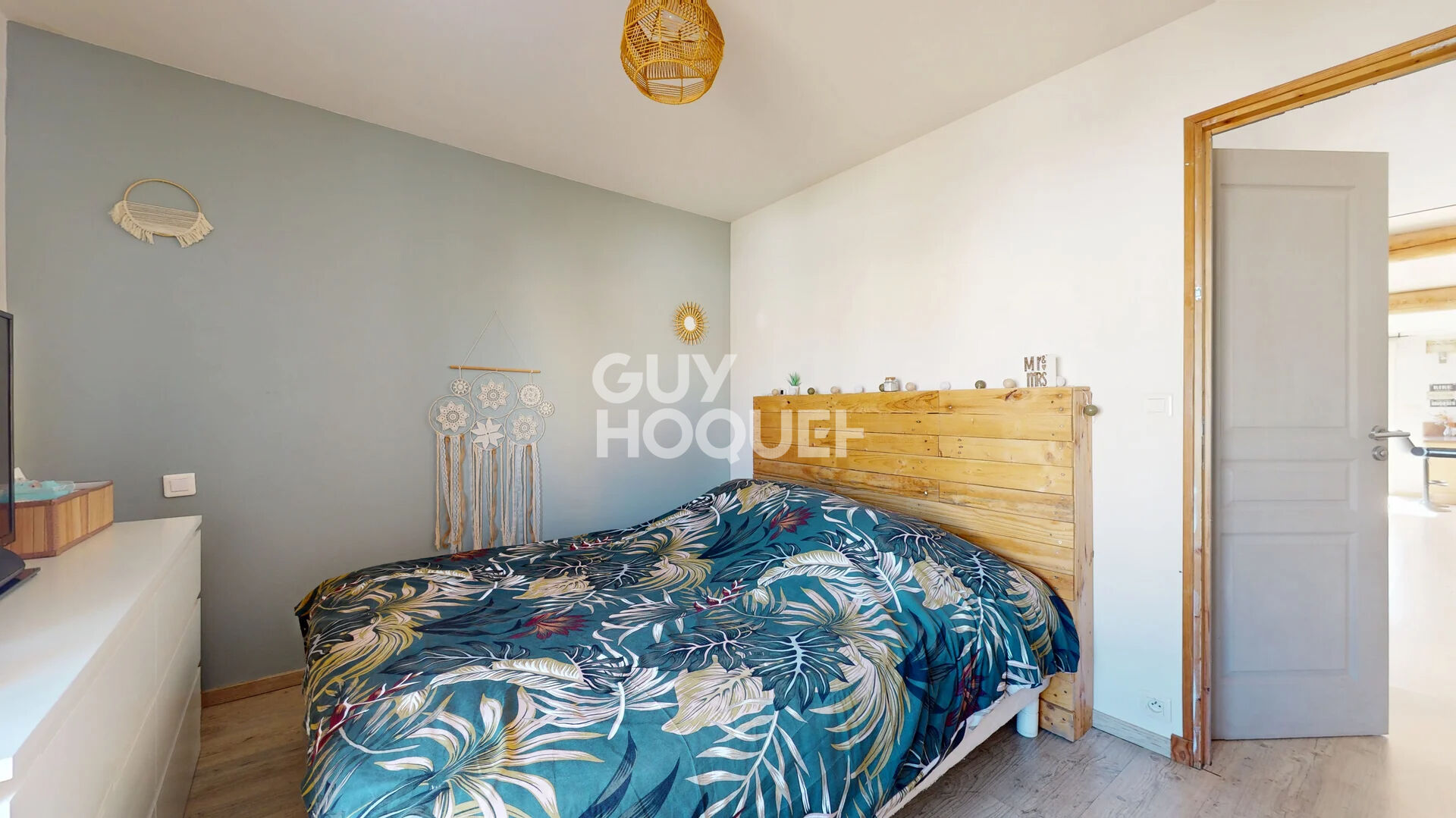 Appartement avec jardin et piscine à vendre au coeur du Thor - Rare sur le marché !