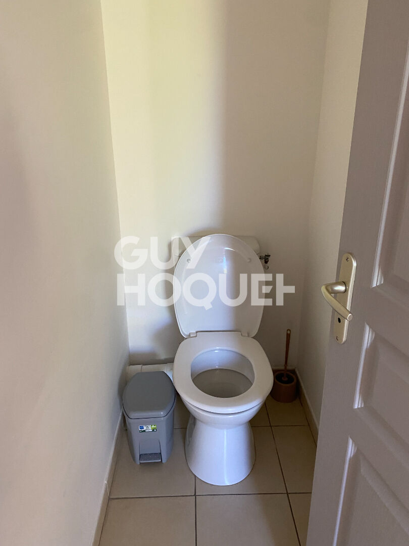 MONTEUX : Appartement de type 2 avec parking