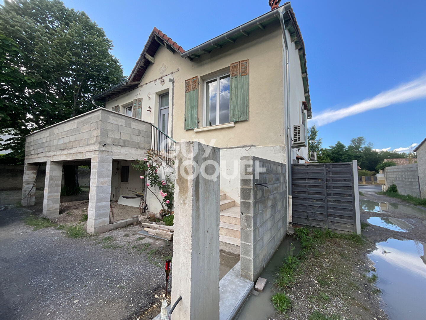 Maison Entraigues Sur La Sorgue 96 m2 avec dépendances
