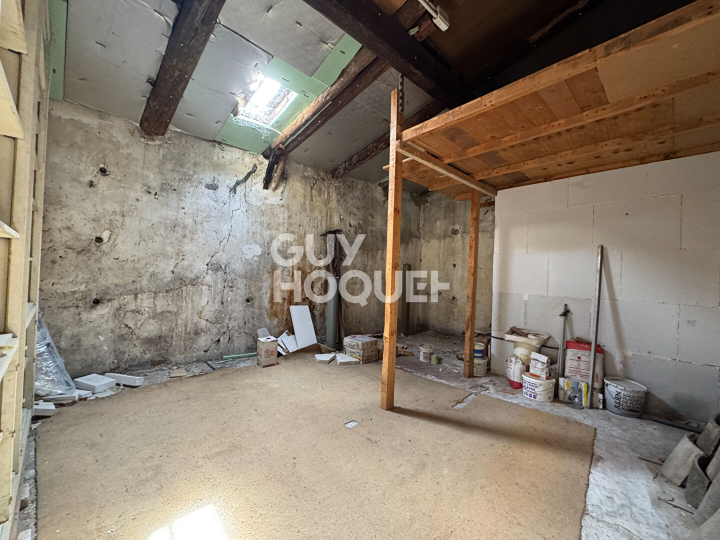 Maison  centre ville de l'Isle-sur-la-Sorgue 100 m2 avec garage
