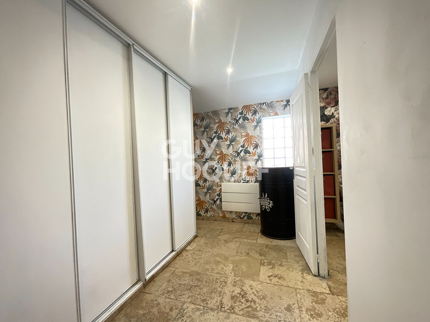 Maison de plain-pied 3 chambres piscine et garage