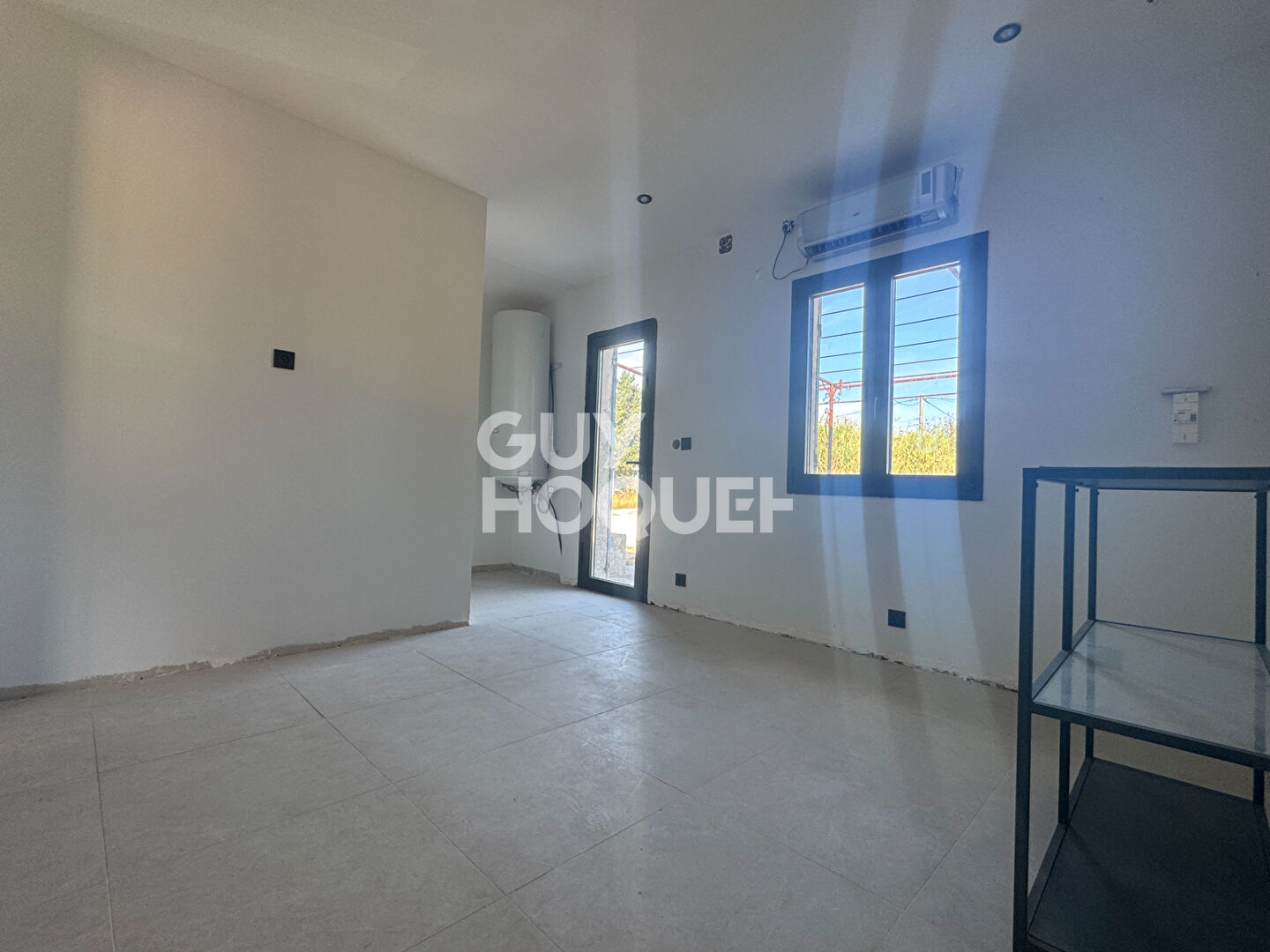 Villa de 180m² avec appartement type 2 sur parcelle de 2200m²