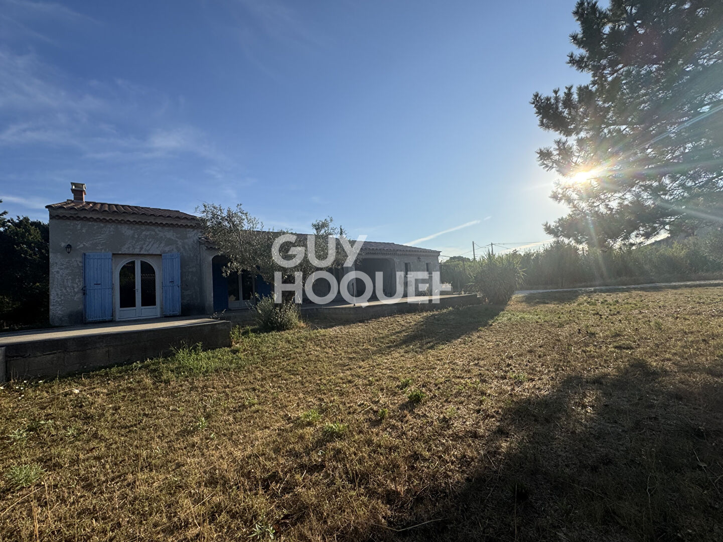 Villa de 180m² avec appartement type 2 sur parcelle de 2200m²