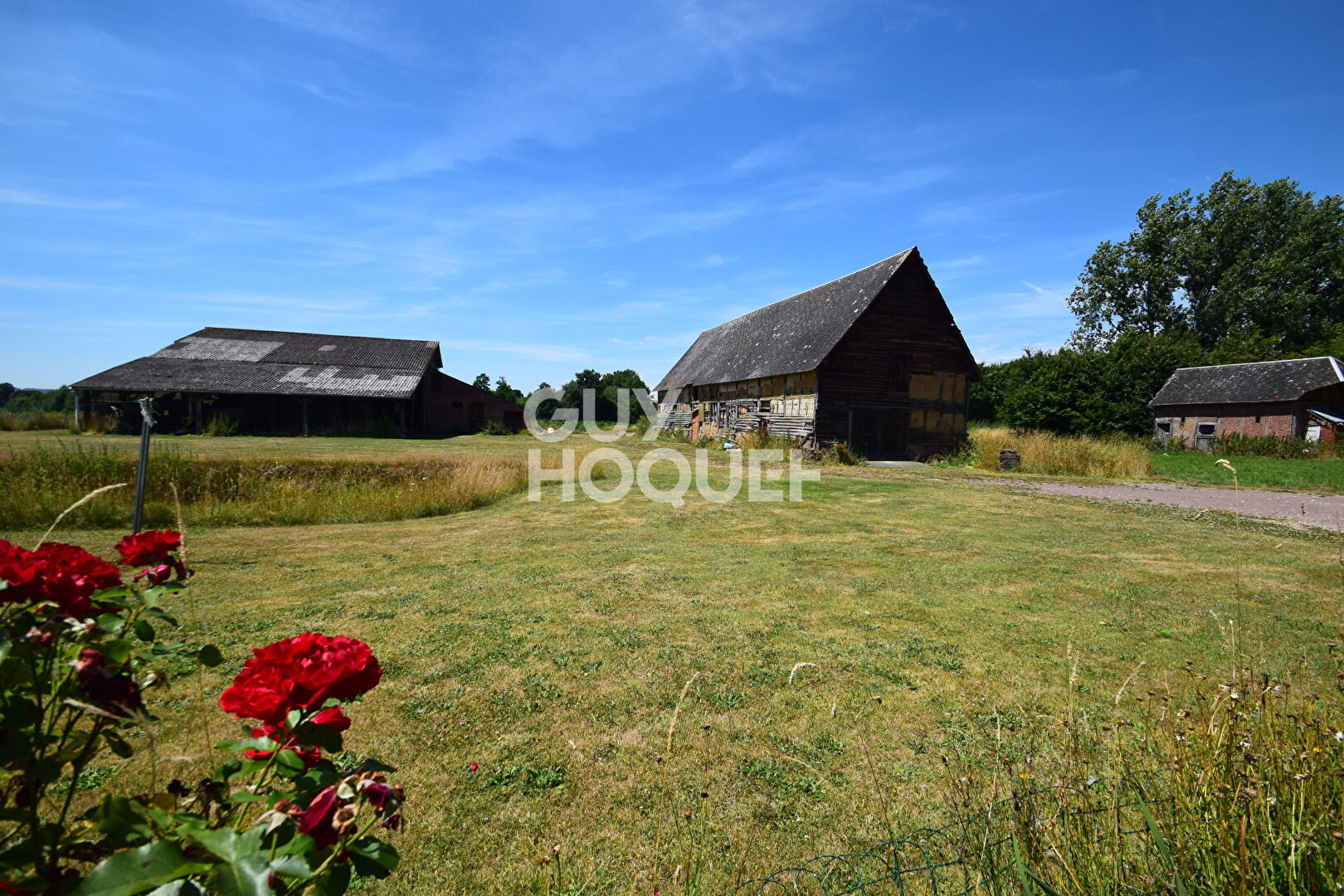 Ferme sur 1.6 hcts à vendre proche Forges Les Eaux