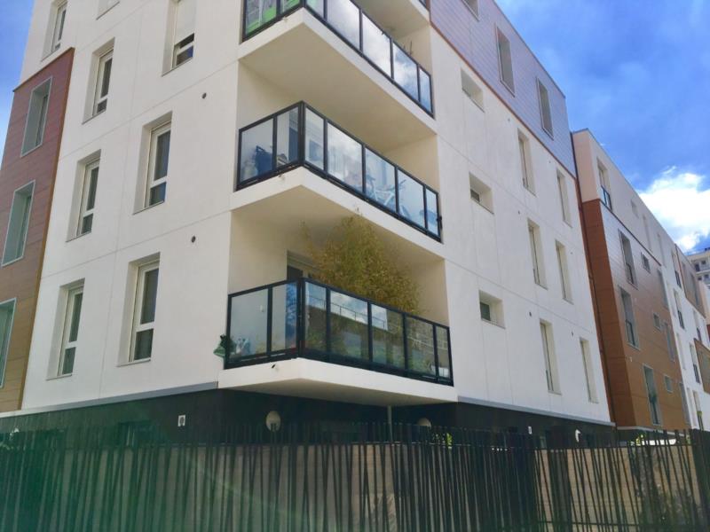 VANVES /  Type 1 de 27 m² avec 62 m² de jardin et terrasse.