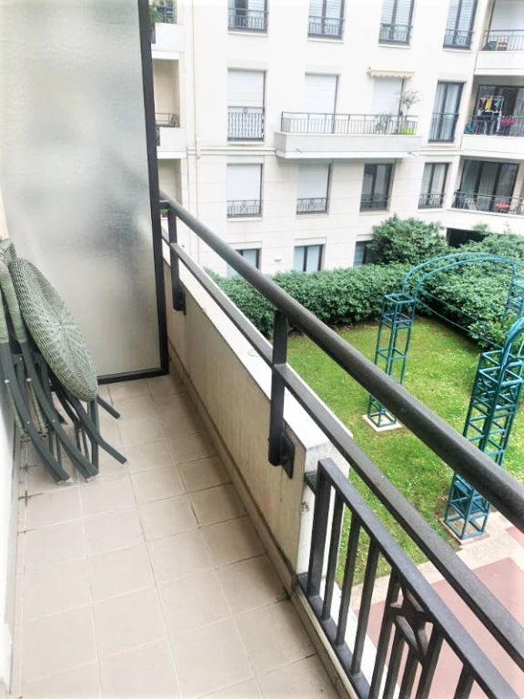 Appartement Issy Les Moulineaux 1 pièce(s) 19 m2