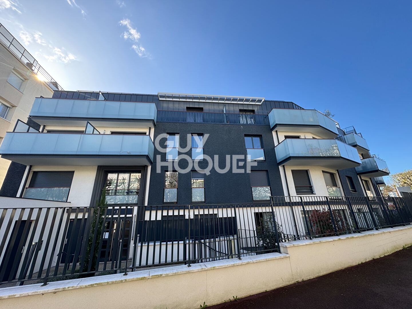 Studio 29.45 m2 - 4 min Gare de Clamart