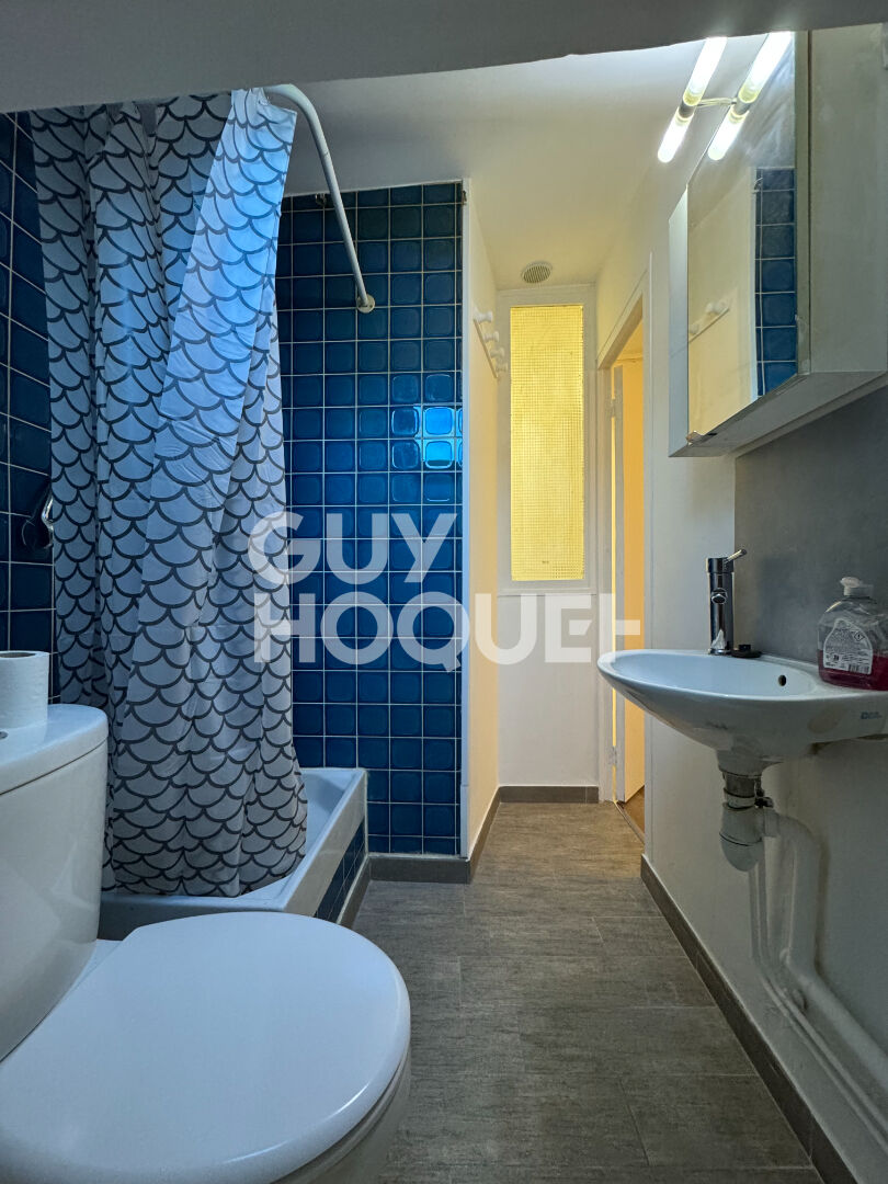 Studio Issy Les Moulineaux 12,62 m2 de surface habitable et 20,84 m² de surface au sol totale