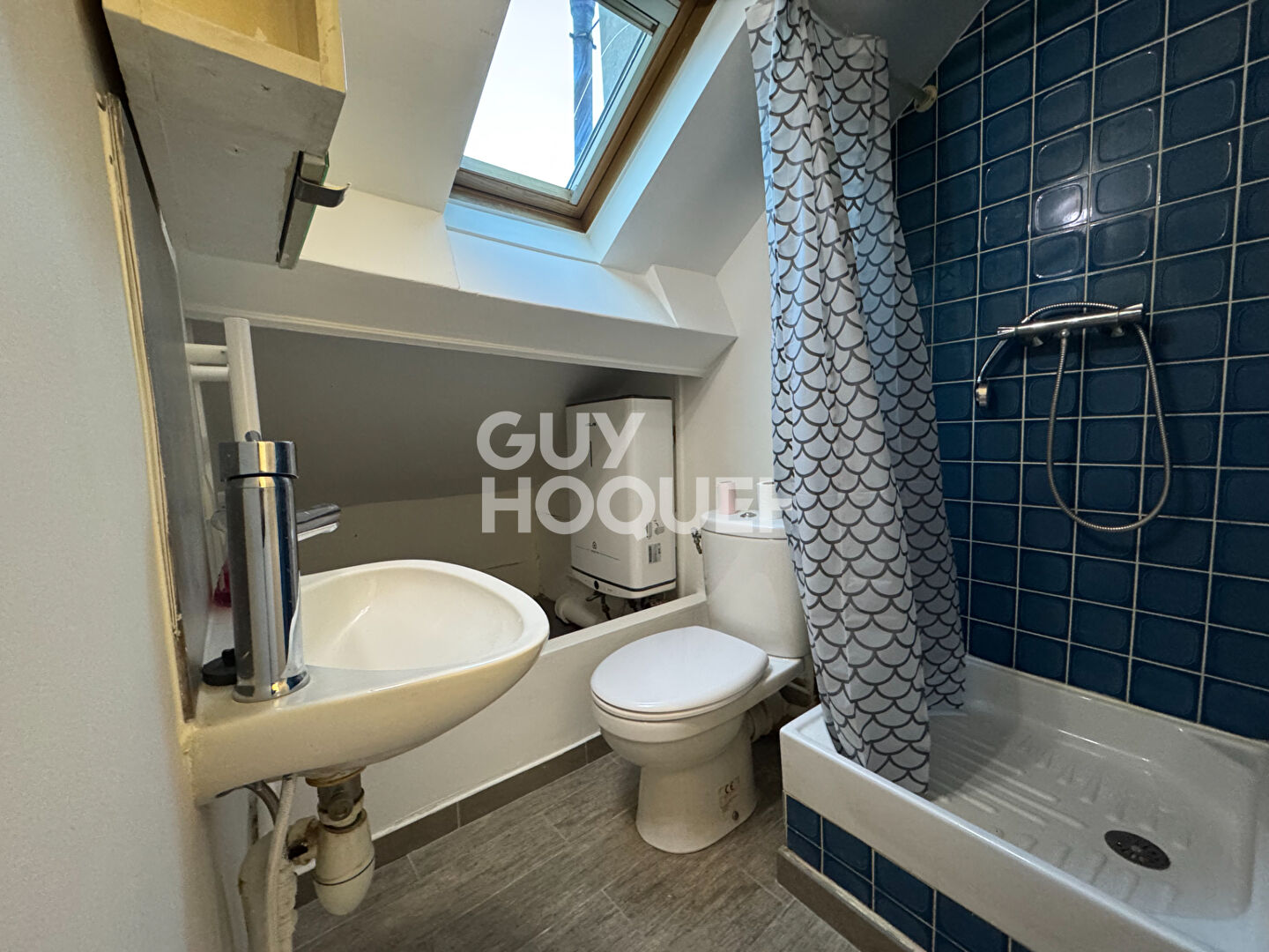 Studio Issy Les Moulineaux 12,62 m2 de surface habitable et 20,84 m² de surface au sol totale