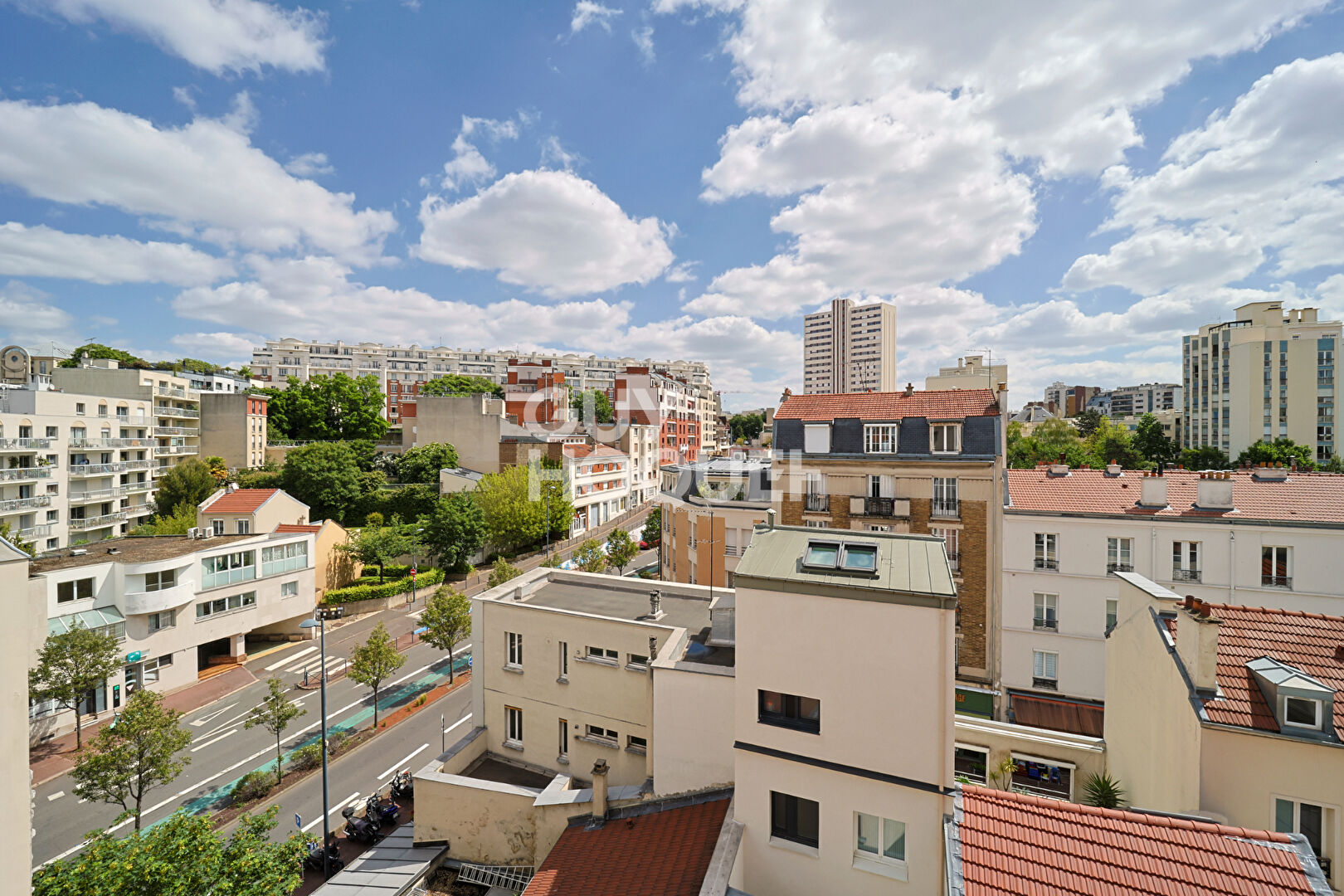 Appartement 2 pièces à vendre - Dernier étage avec balcon