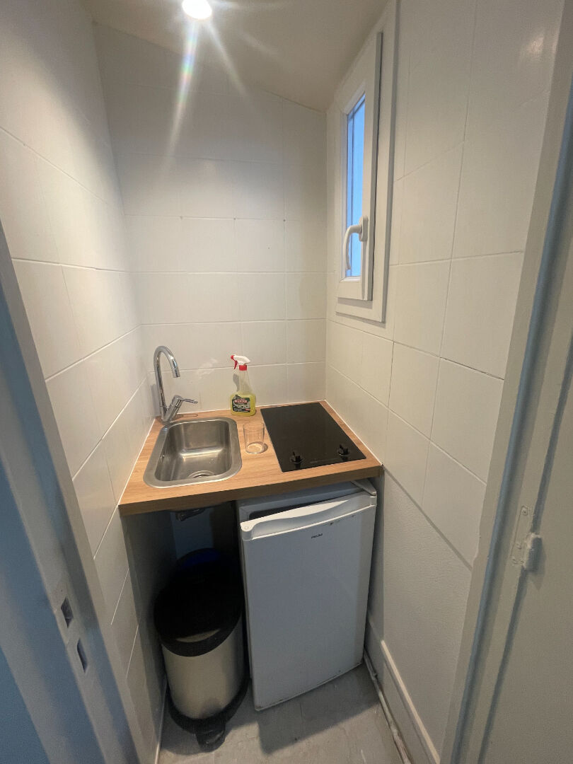 Studio refait à neuf de 11m² à Ivry-Port