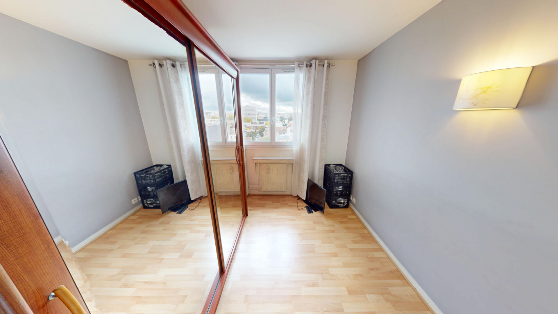 EXCLUSIVITÉ GUY HOQUET Appartement 3 pièces lumineux à Ivry-sur-Seine (55 m²)