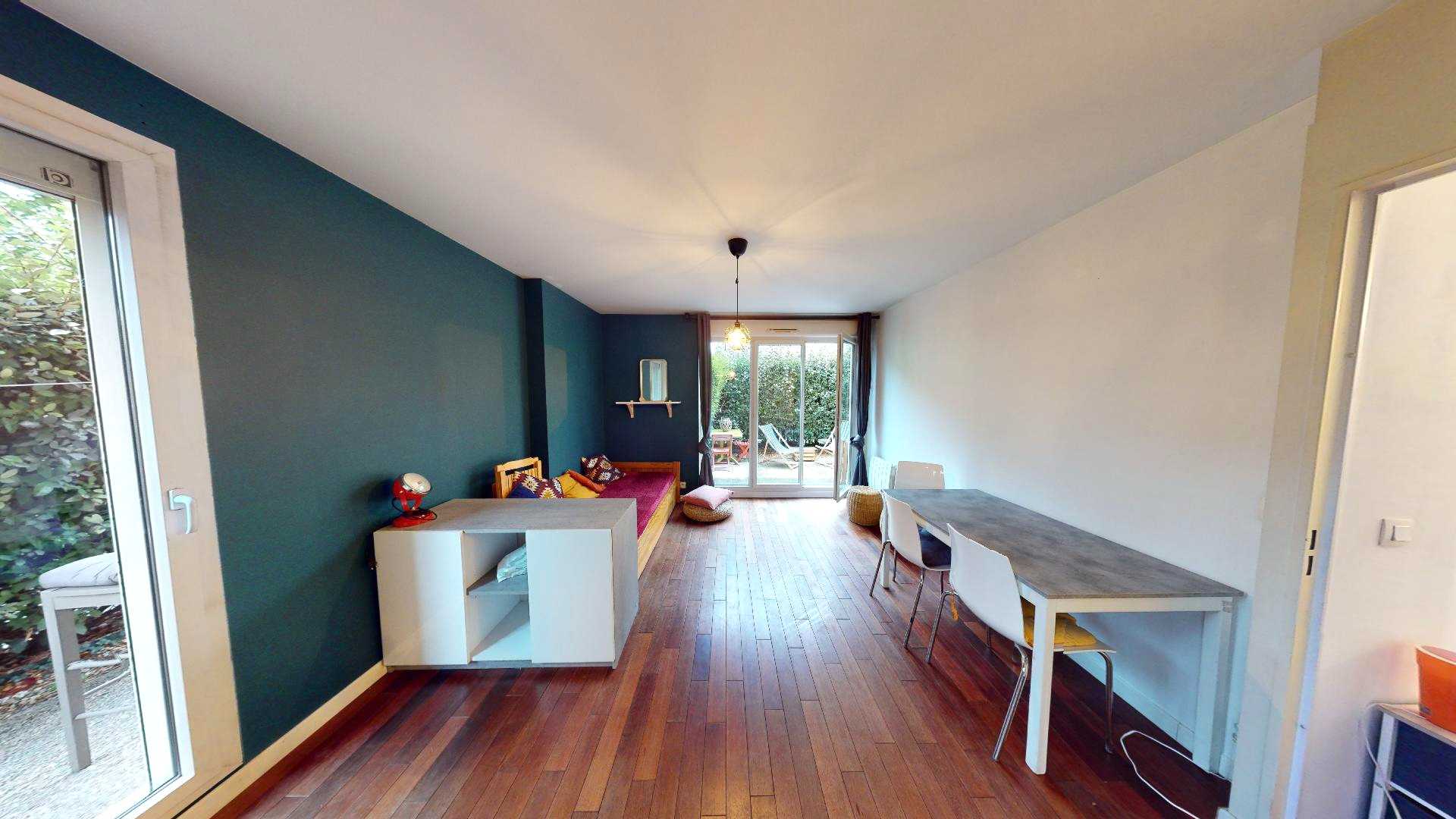 Appartement 2 pièces meublé - Ivry-sur-seine avec terrasse